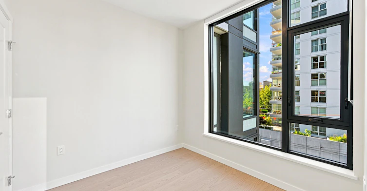 403-128 W 15th Street, North Vancouver, BC, V7M 1R5 - 8