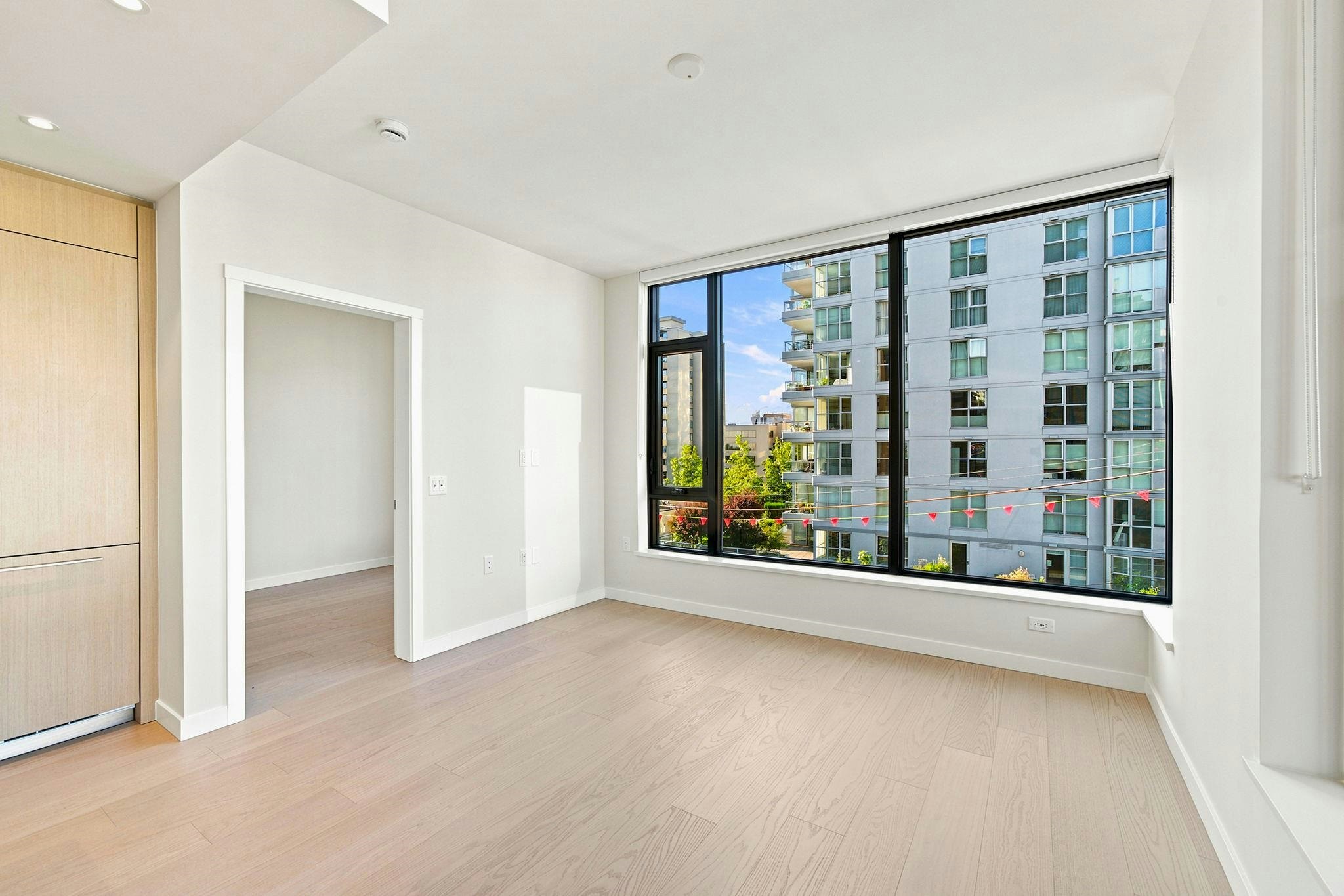 403-128 W 15th Street, North Vancouver, BC, V7M 1R5 - 7