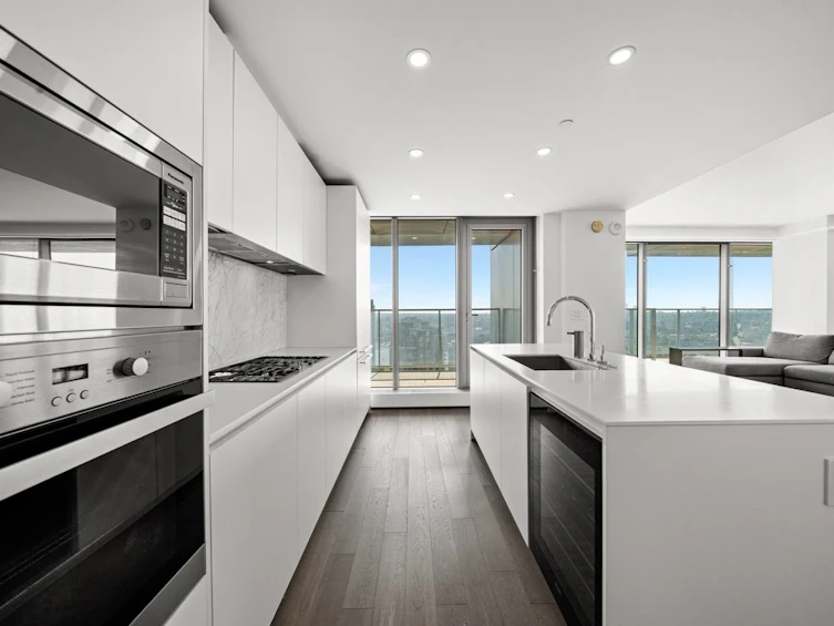 3801-1480 Howe Street, Vancouver, BC, V6Z 0G5 - 11