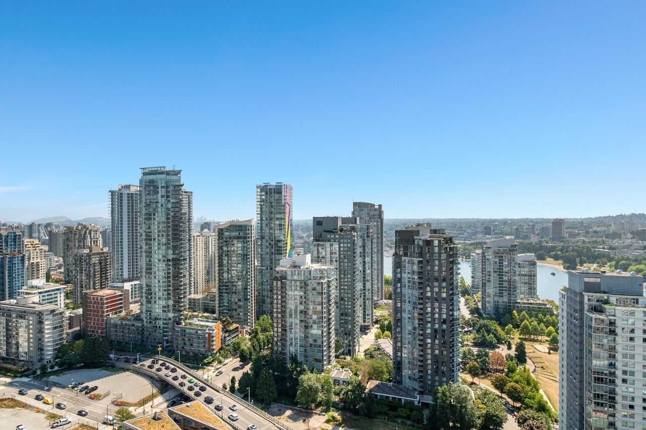 3801-1480 Howe Street, Vancouver, BC, V6Z 0G5 - 32