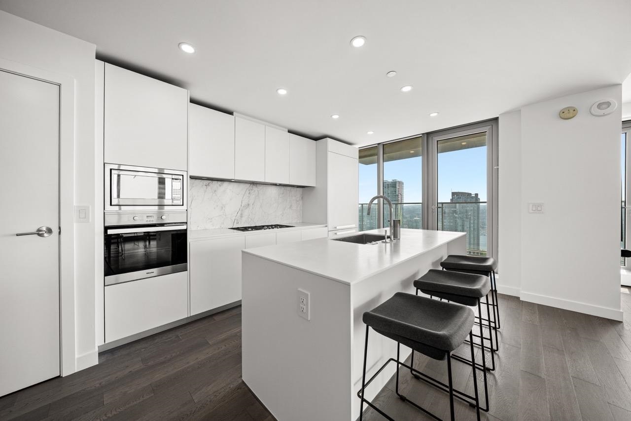 3801-1480 Howe Street, Vancouver, BC, V6Z 0G5 - 10