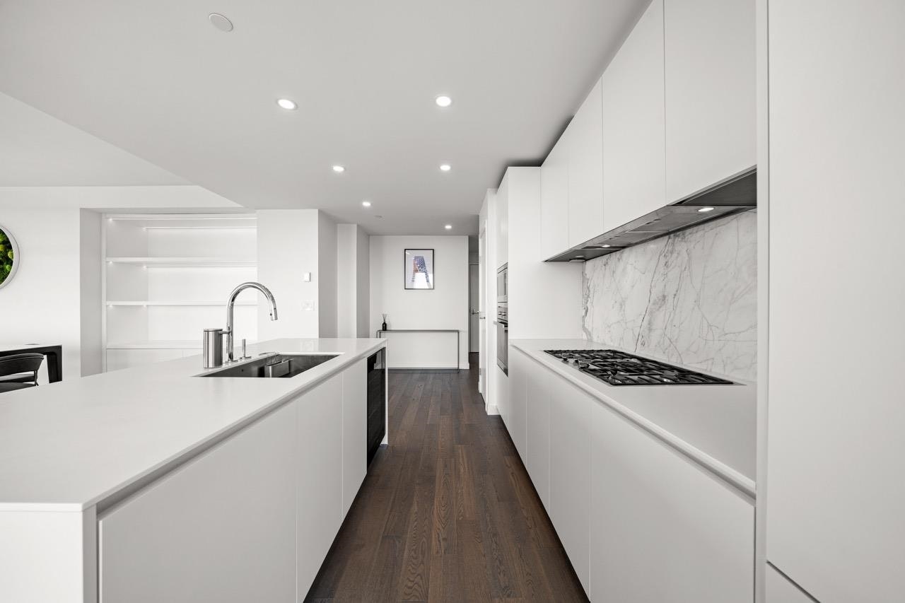 3801-1480 Howe Street, Vancouver, BC, V6Z 0G5 - 12
