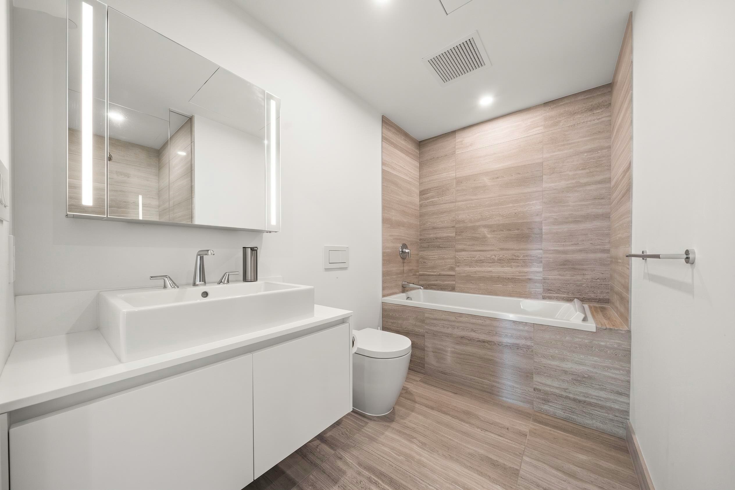 3801-1480 Howe Street, Vancouver, BC, V6Z 0G5 - 25