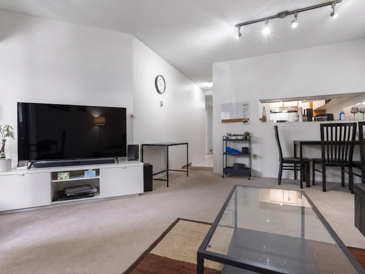 230-8460 Ackroyd Road, Richmond, BC, V6X 3E9 - 4