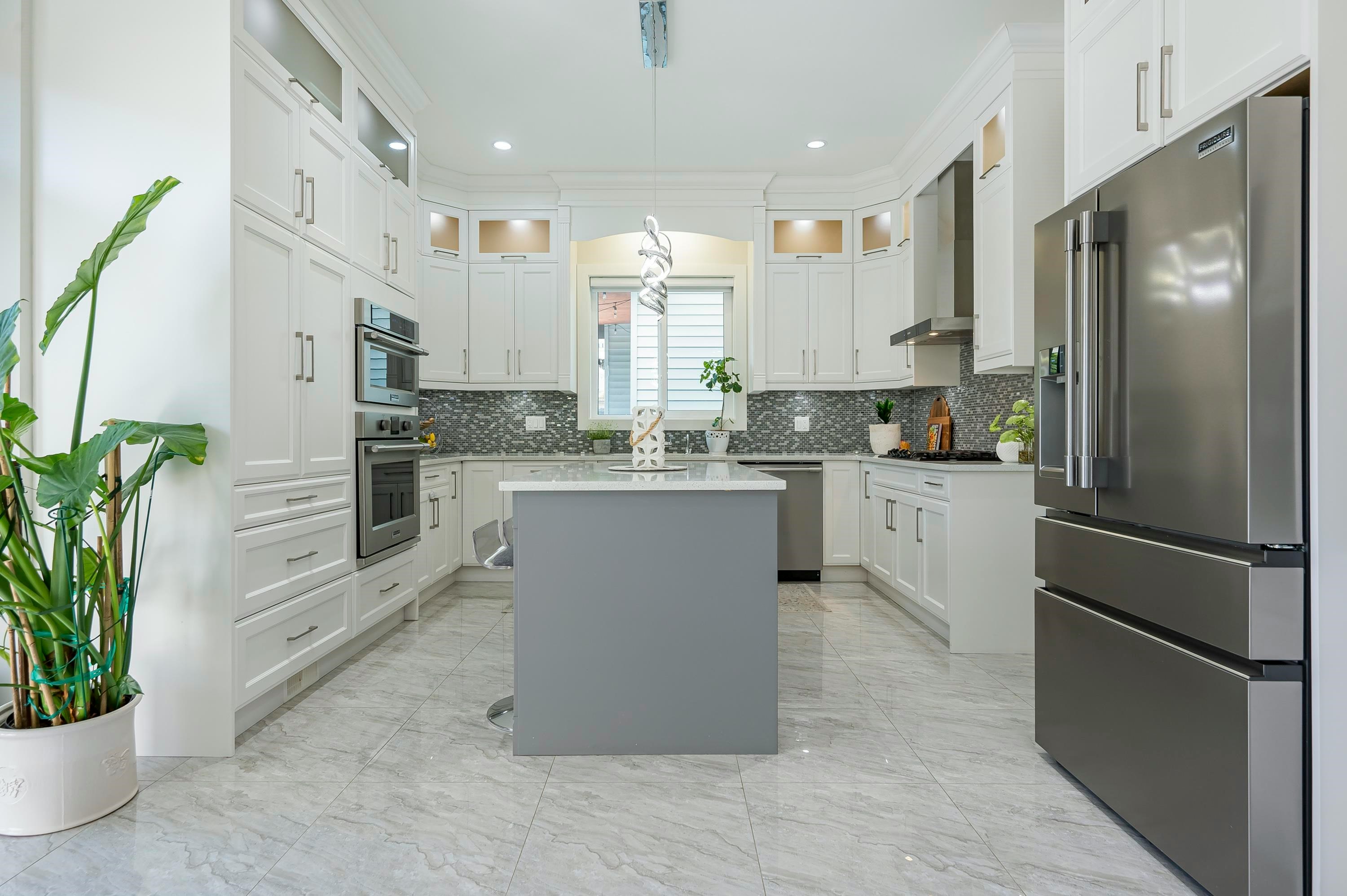 5876 139a Street, Surrey, BC, V3X 0G7