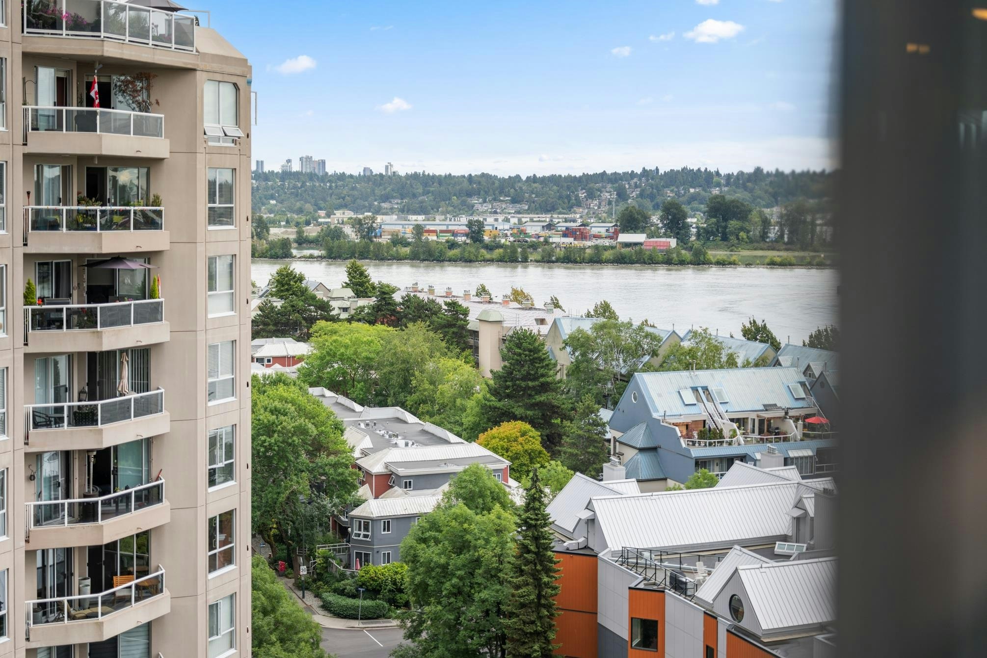 1505-1235 Quayside Drive, New Westminster, BC, V3M 6J5 - 11