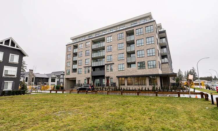506-15738 85 Avenue