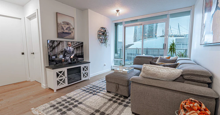 1003-688 Abbott Street, Vancouver, BC, V6B 0B9 - 3