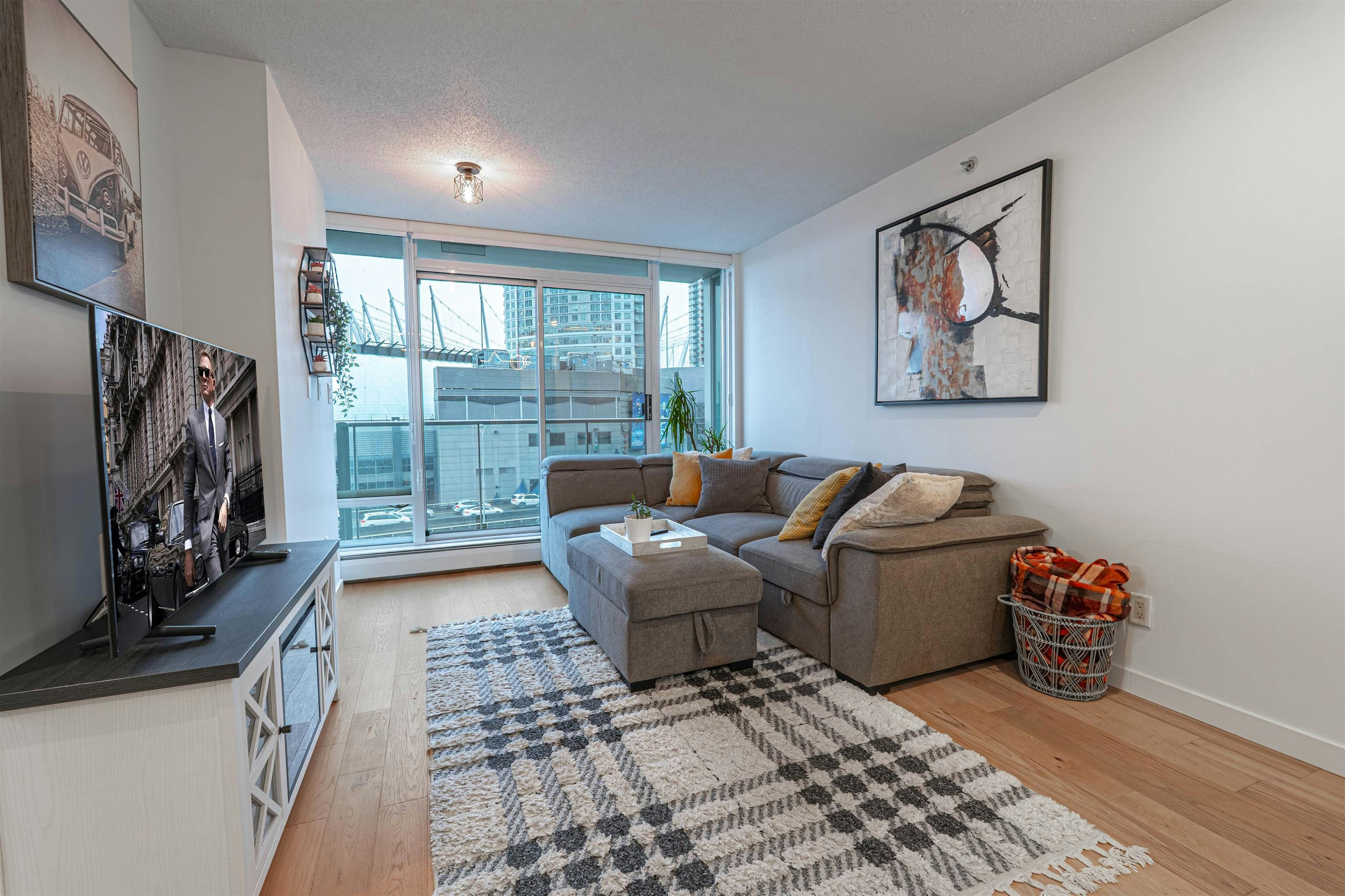1003-688 Abbott Street, Vancouver, BC, V6B 0B9 - 2