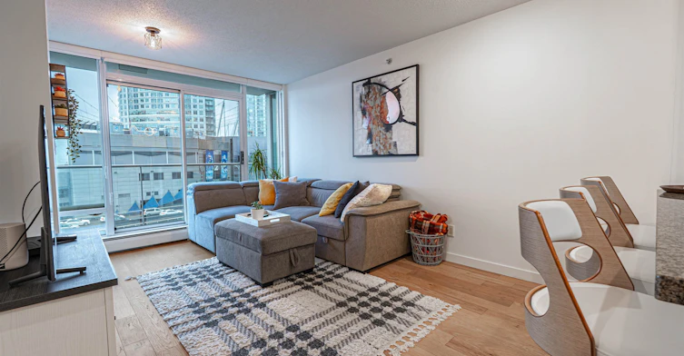 1003-688 Abbott Street, Vancouver, BC, V6B 0B9