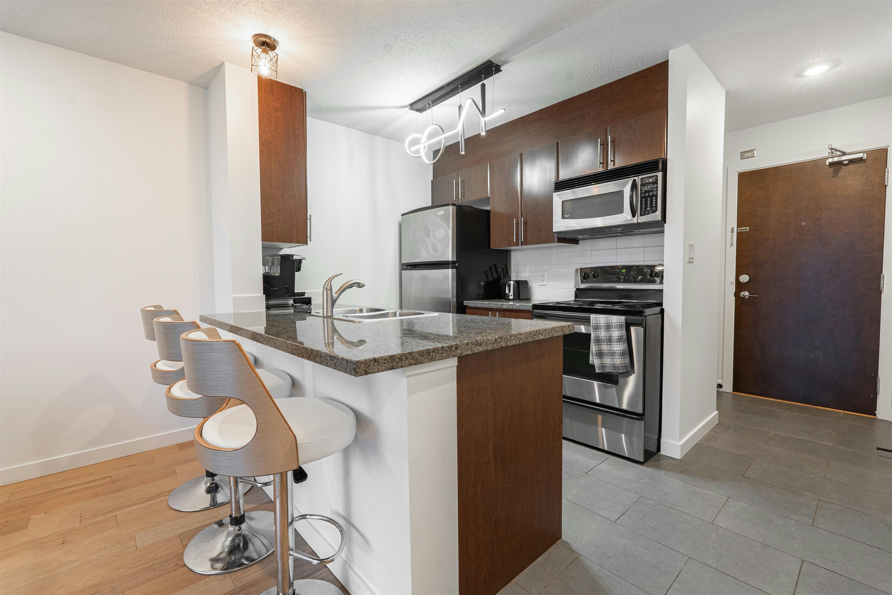 1003-688 Abbott Street, Vancouver, BC, V6B 0B9 - 7