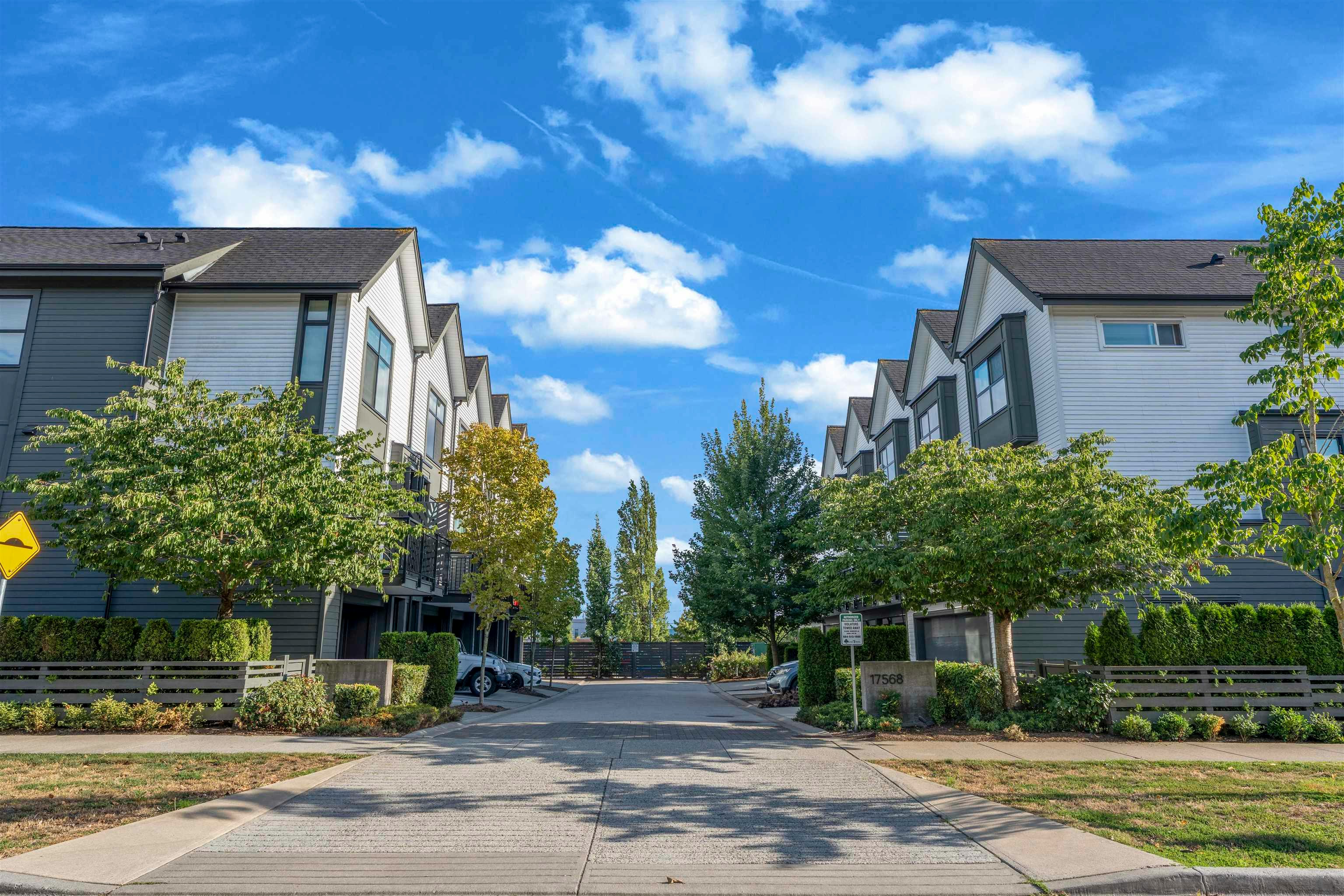99-17568 57a Avenue, Surrey, BC, V3S 7V2 - 23
