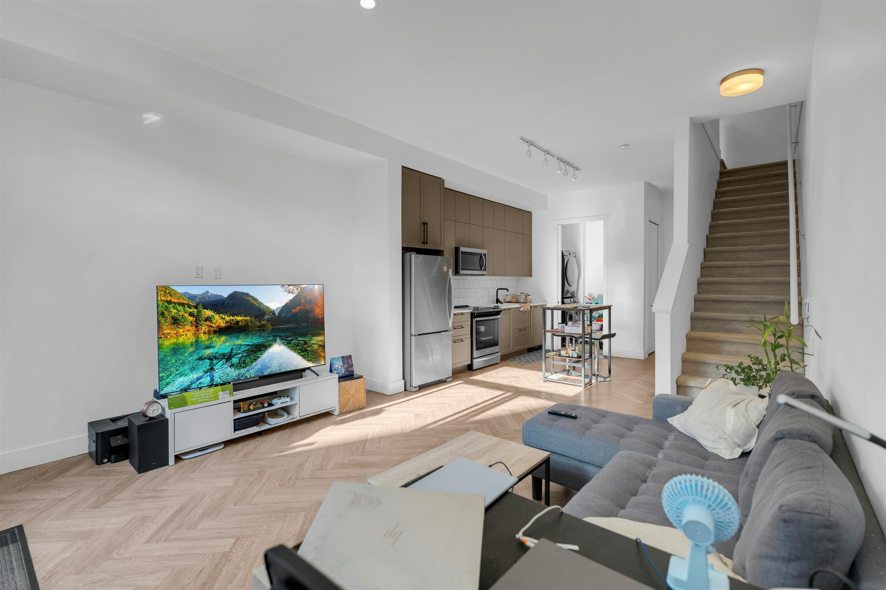 99-17568 57a Avenue, Surrey, BC, V3S 7V2 - 7
