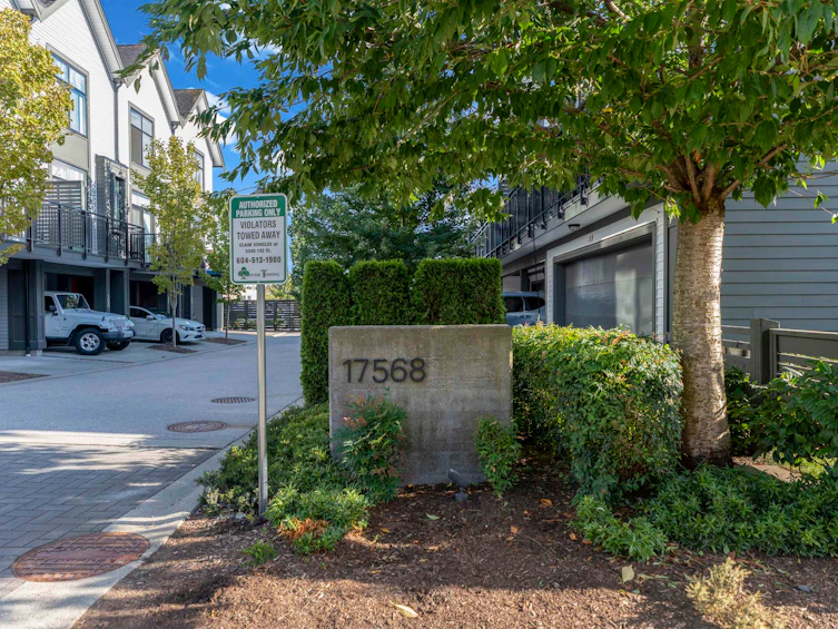 99-17568 57a Avenue, Surrey, BC, V3S 7V2 - 24