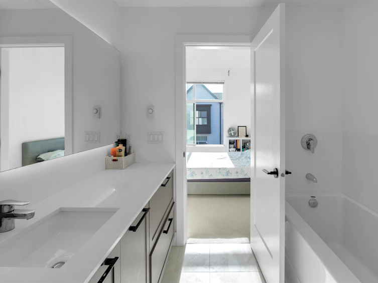 99-17568 57a Avenue, Surrey, BC, V3S 7V2 - 16