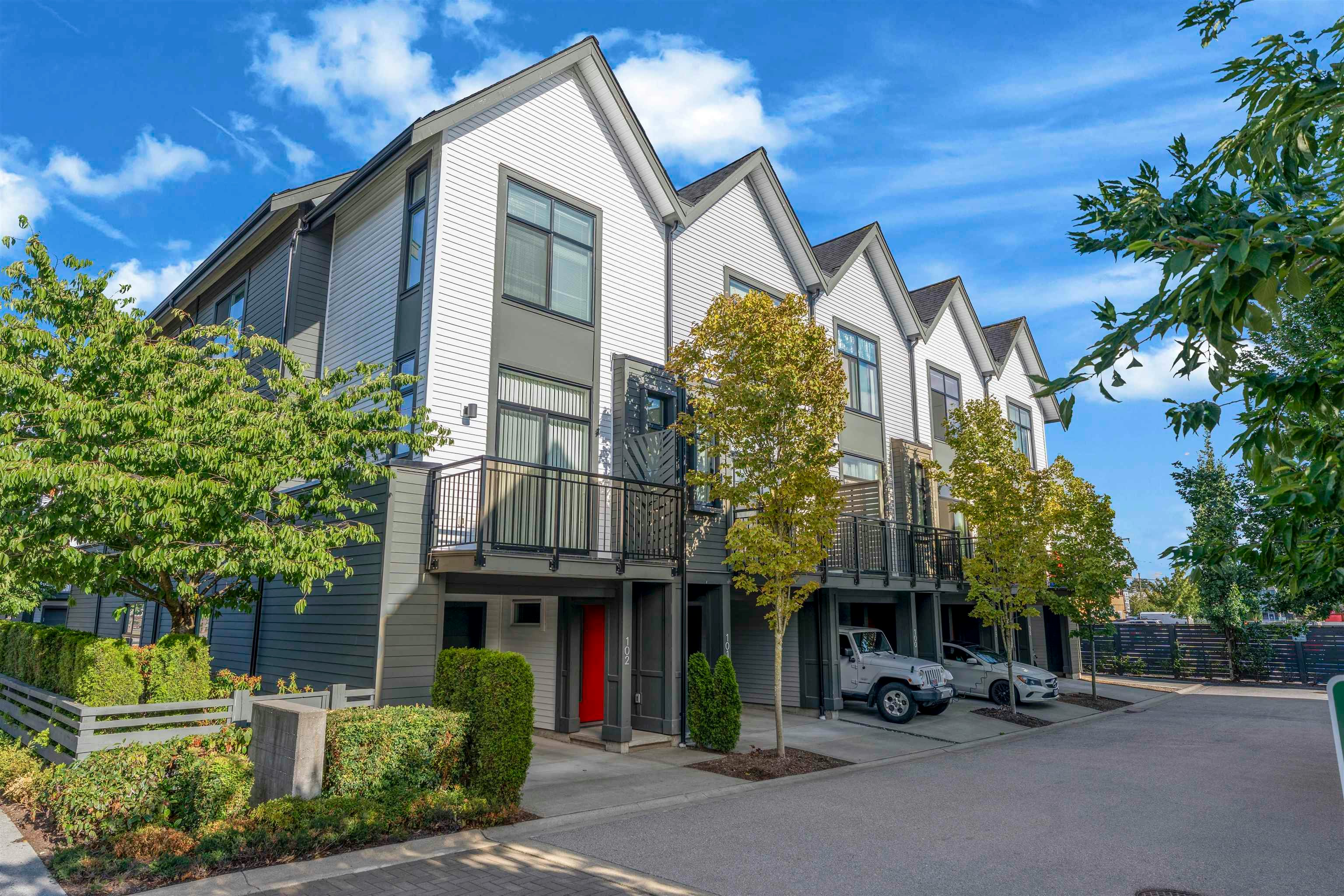 99-17568 57a Avenue, Surrey, BC, V3S 7V2