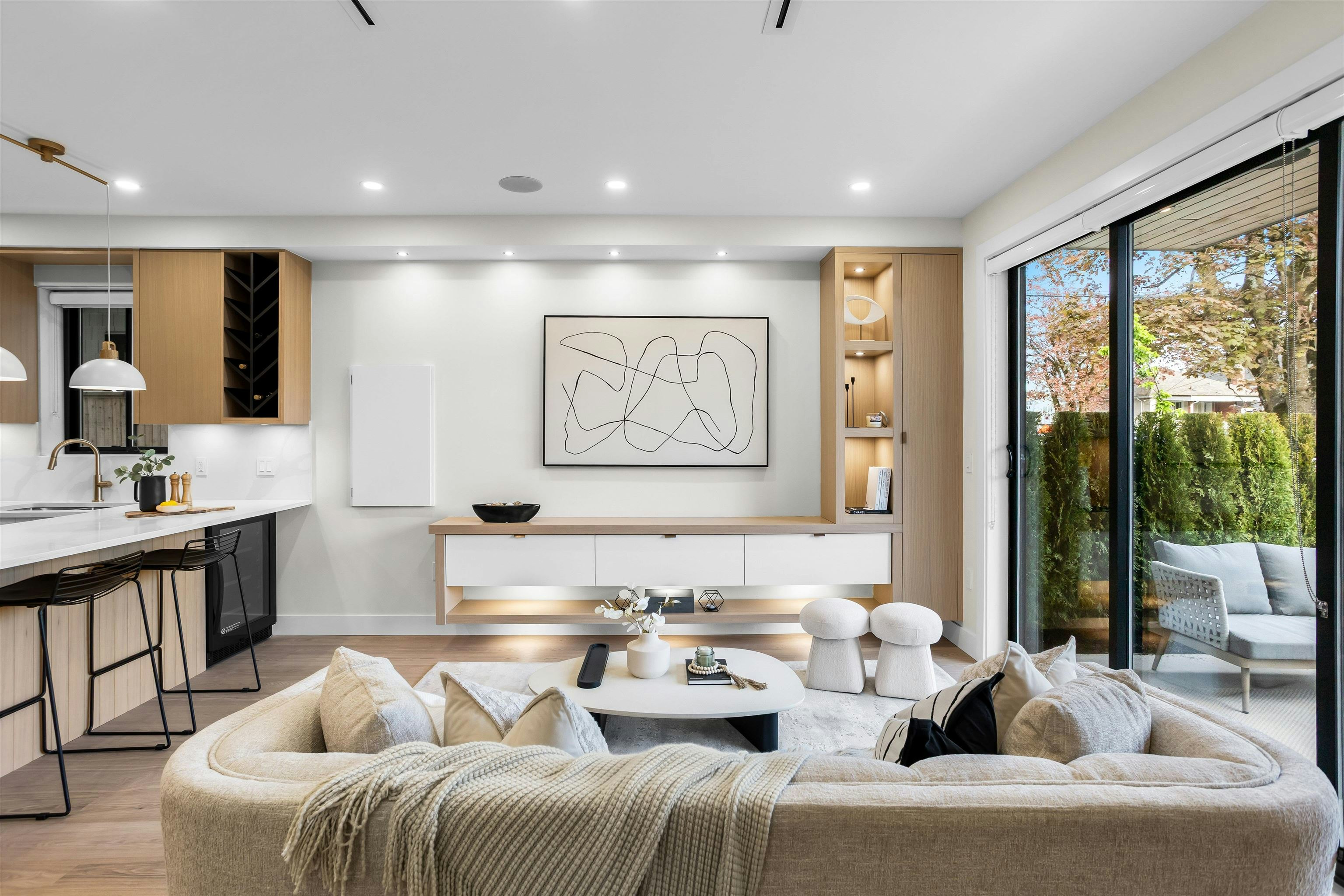 1-165 E 45th Avenue, Vancouver, BC, V5W 1W8 - 7