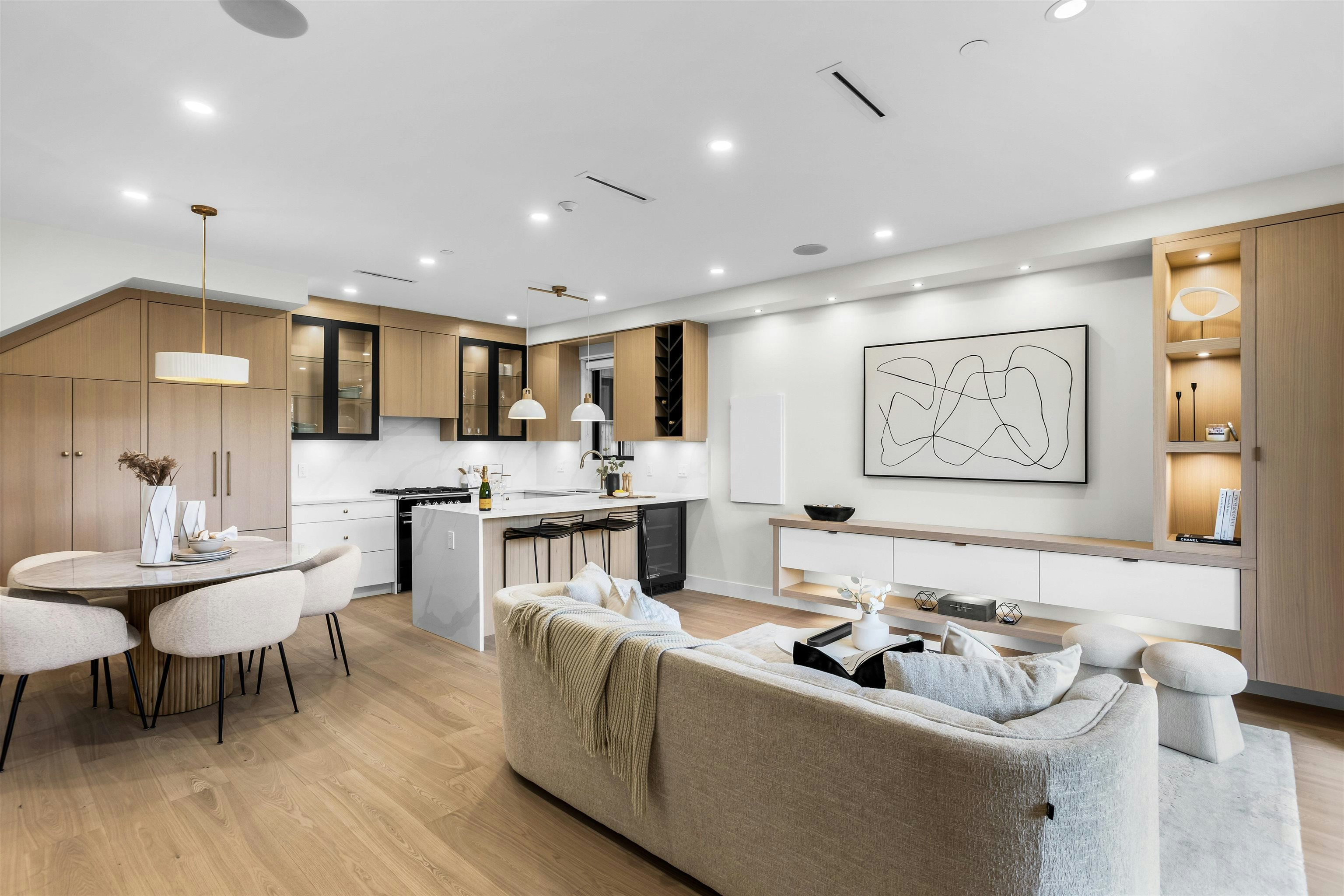 1-165 E 45th Avenue, Vancouver, BC, V5W 1W8 - 5