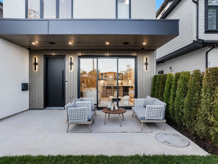 1-165 E 45th Avenue, Vancouver, BC, V5W 1W8
