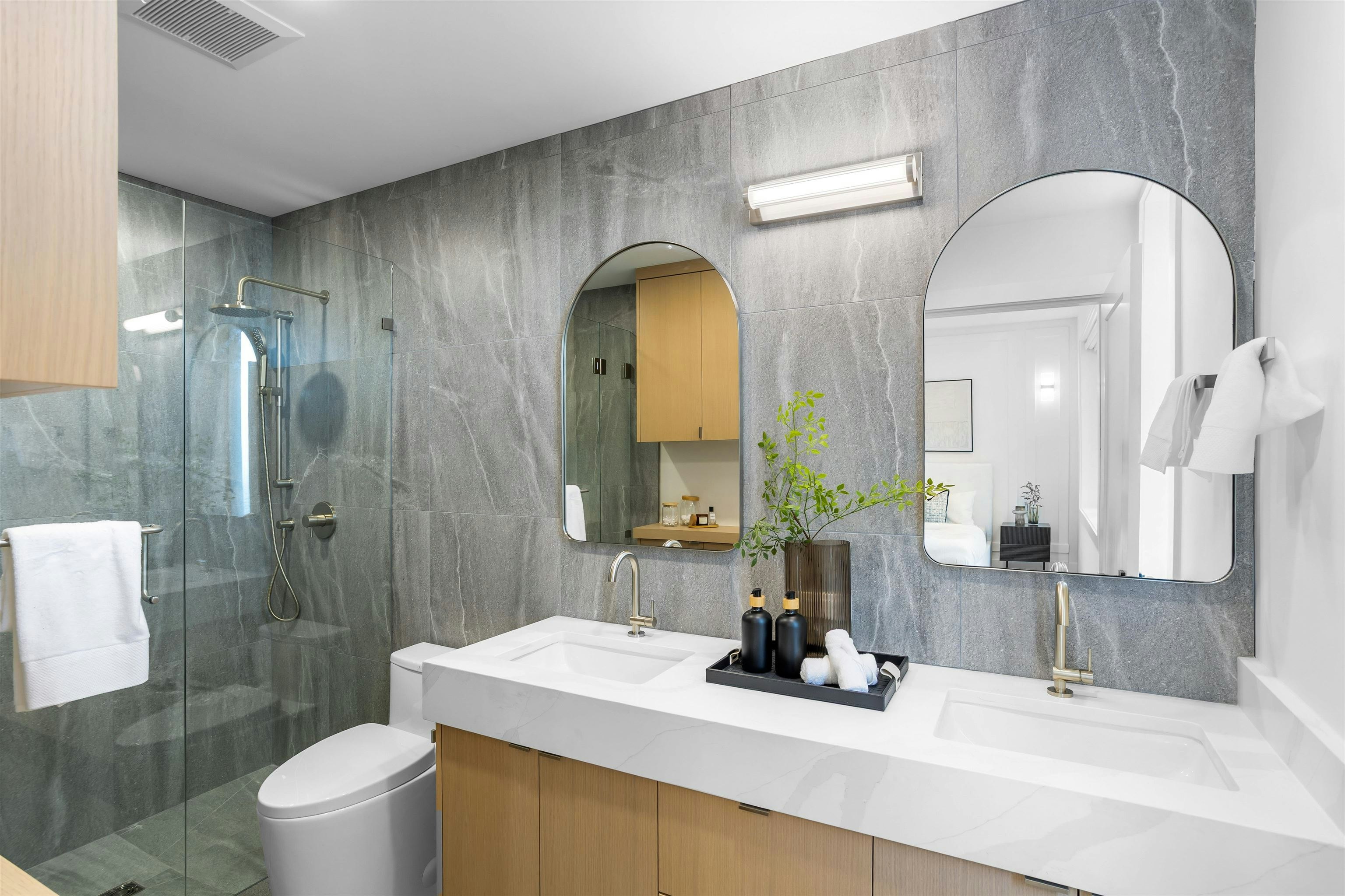 1-165 E 45th Avenue, Vancouver, BC, V5W 1W8 - 15