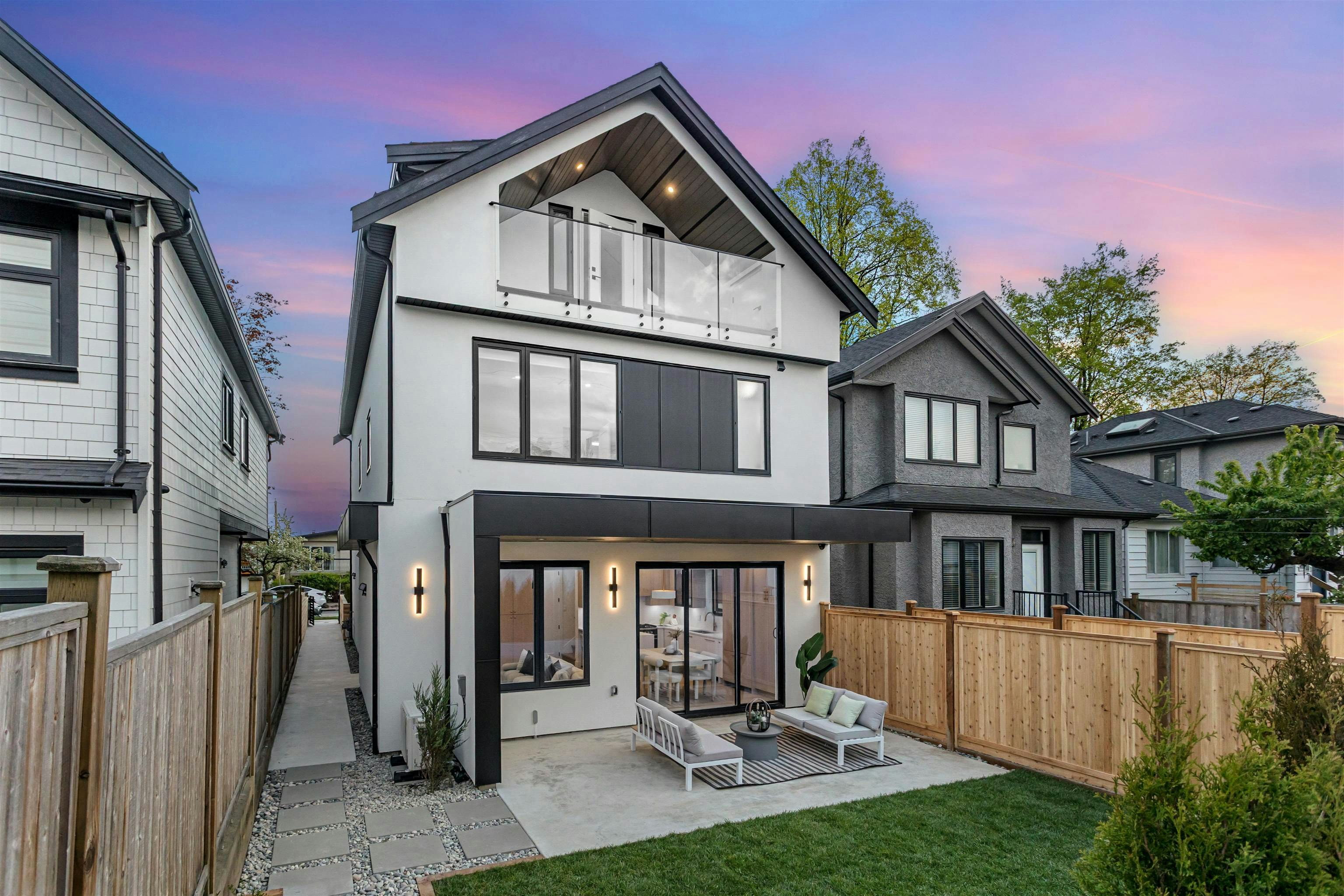 2-165 E 45th Avenue, Vancouver, BC, V5W 1W8 - 2
