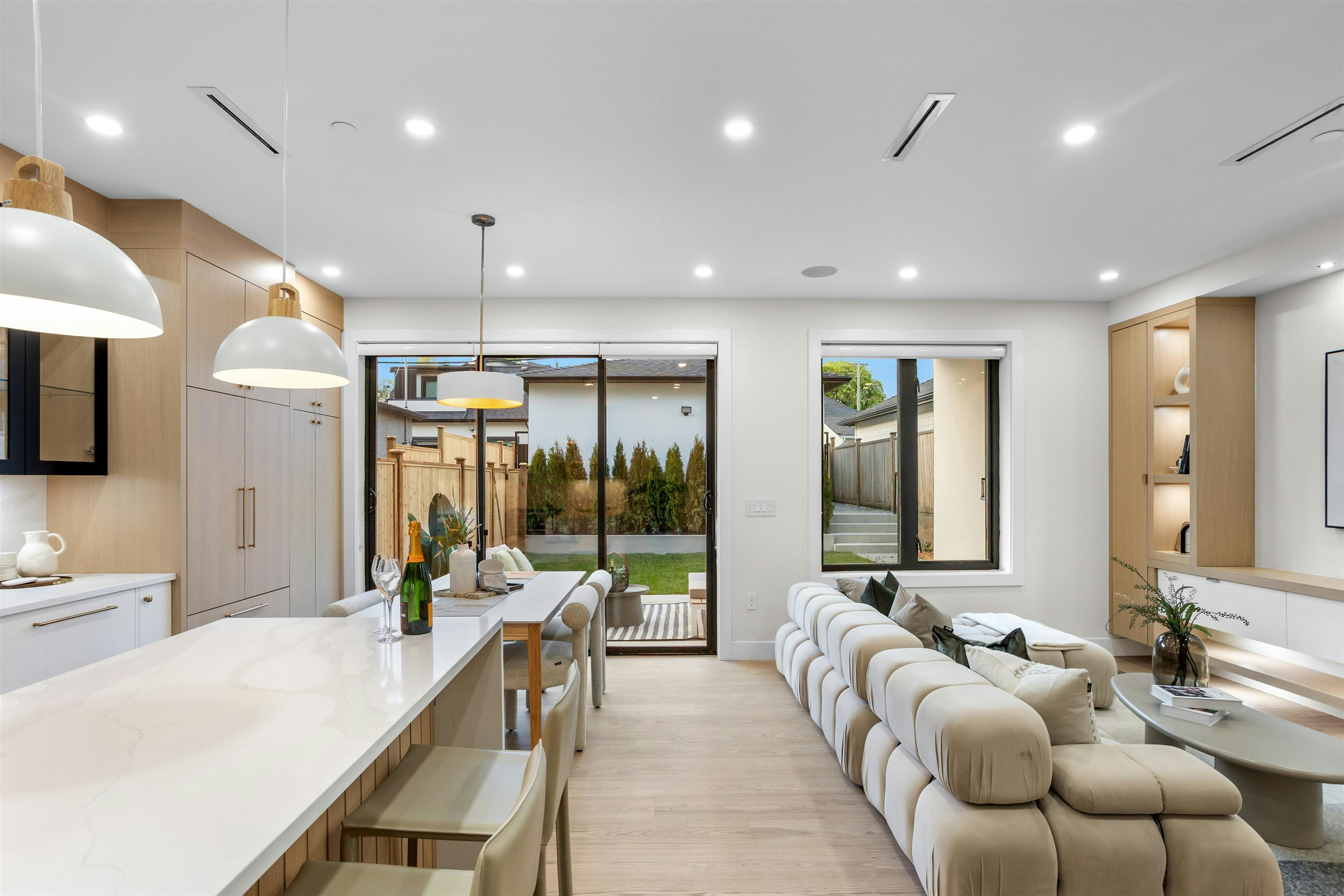 2-165 E 45th Avenue, Vancouver, BC, V5W 1W8 - 6