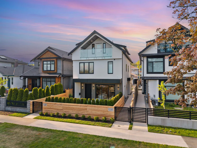 2-165 E 45th Avenue, Vancouver, BC, V5W 1W8 - 3