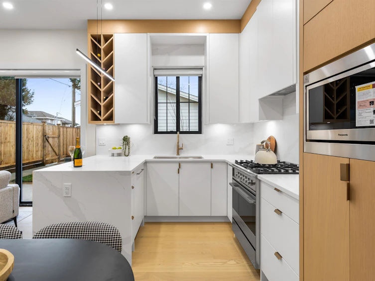 2-5306 Culloden Street, Vancouver, BC, V5W 3R6 - 6
