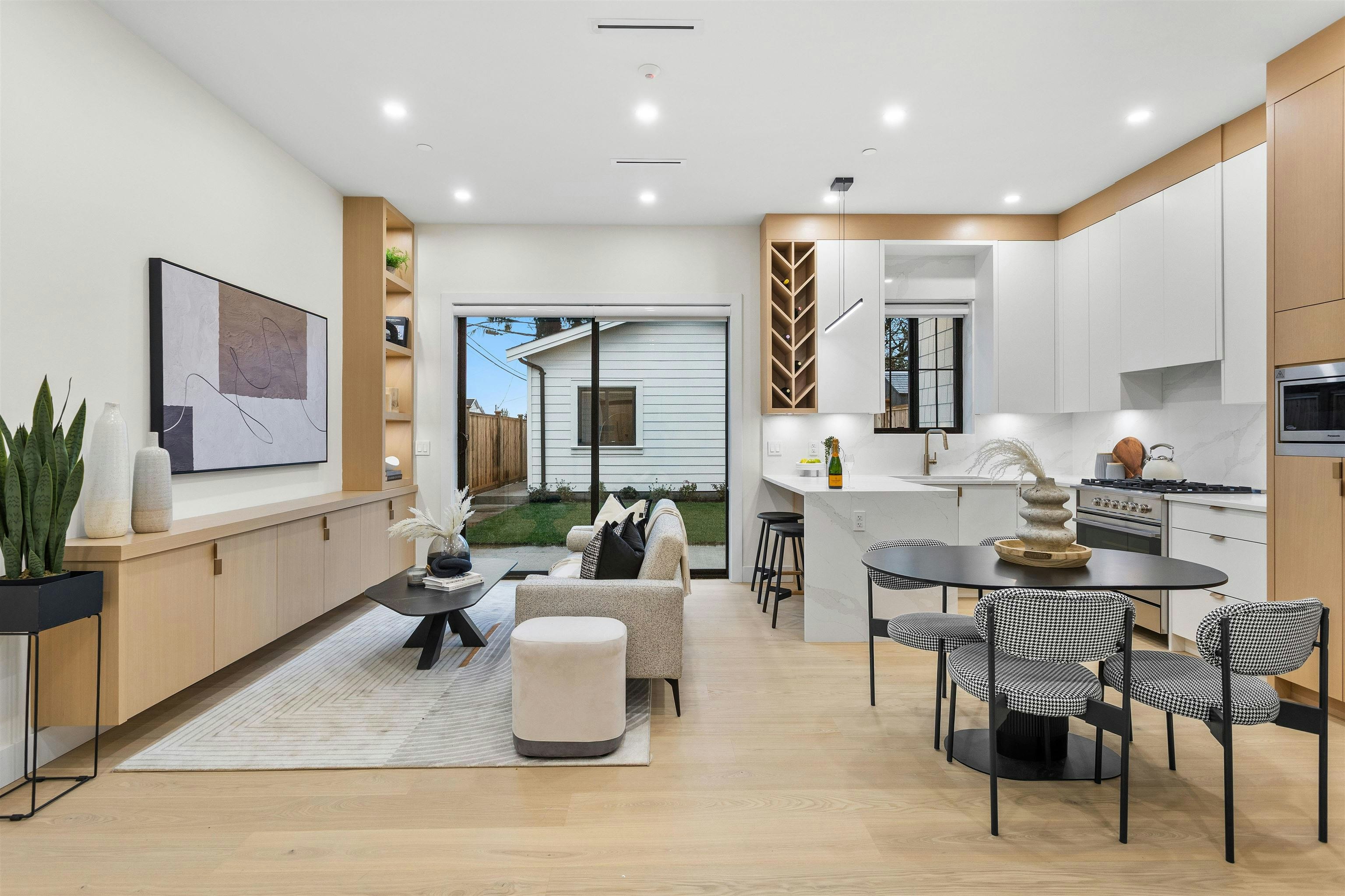 2-5306 Culloden Street, Vancouver, BC, V5W 3R6 - 2