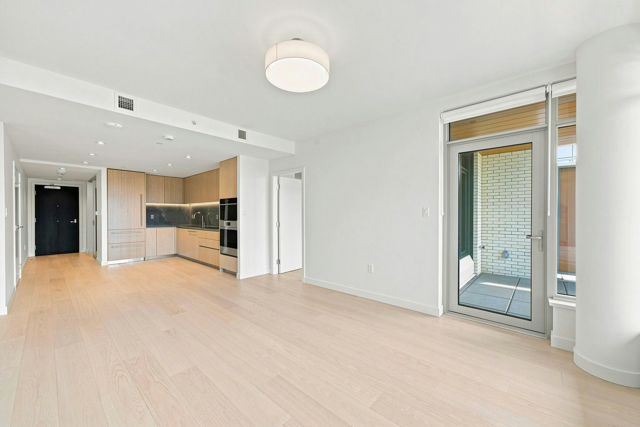 301-785 Harbour Way, North Vancouver, BC, V7P 0G3 - 11