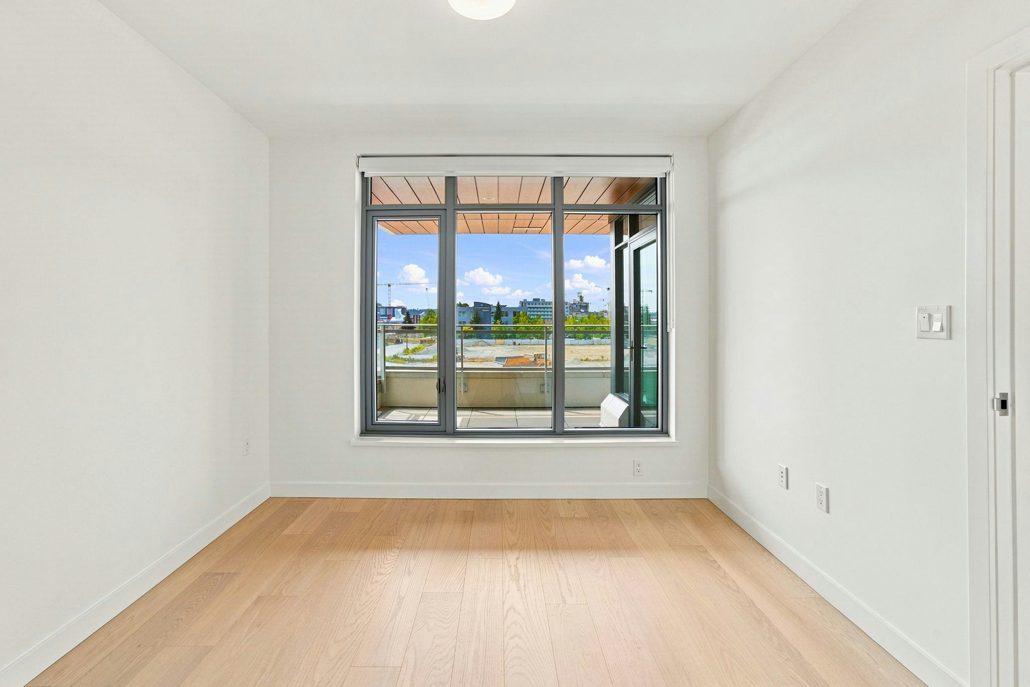 301-785 Harbour Way, North Vancouver, BC, V7P 0G3 - 19