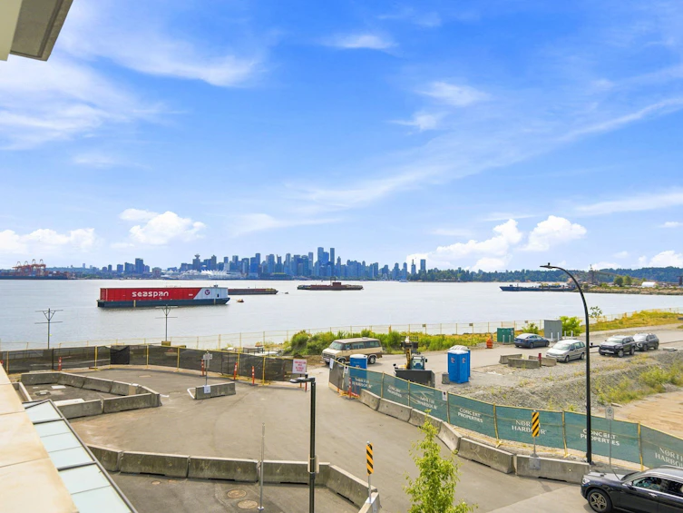 301-785 Harbour Way, North Vancouver, BC, V7P 0G3 - 3