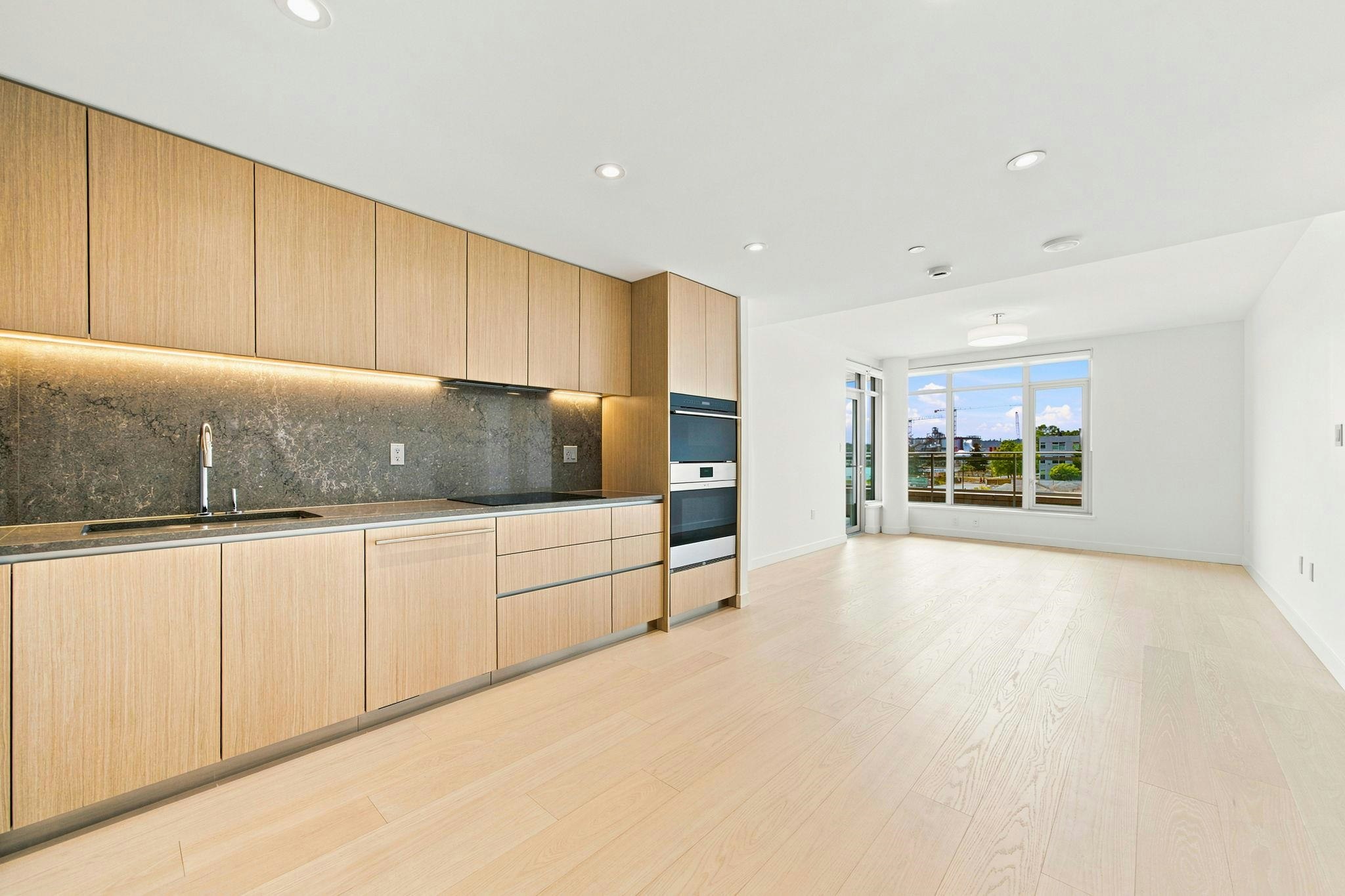 301-785 Harbour Way - 4
