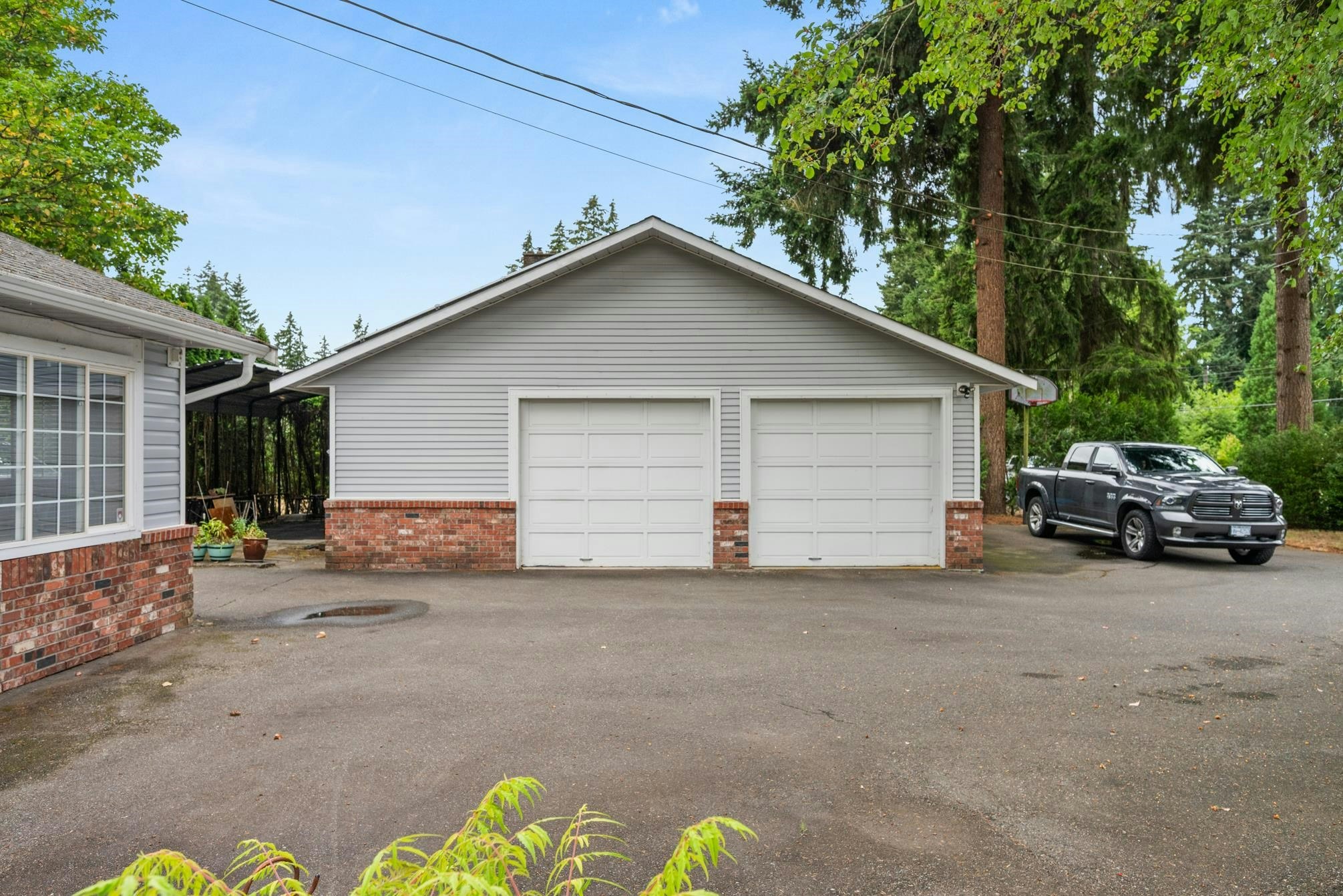 20218 42a Avenue - 2