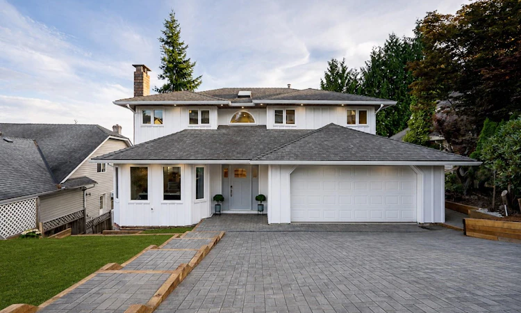 2824 Nash Drive