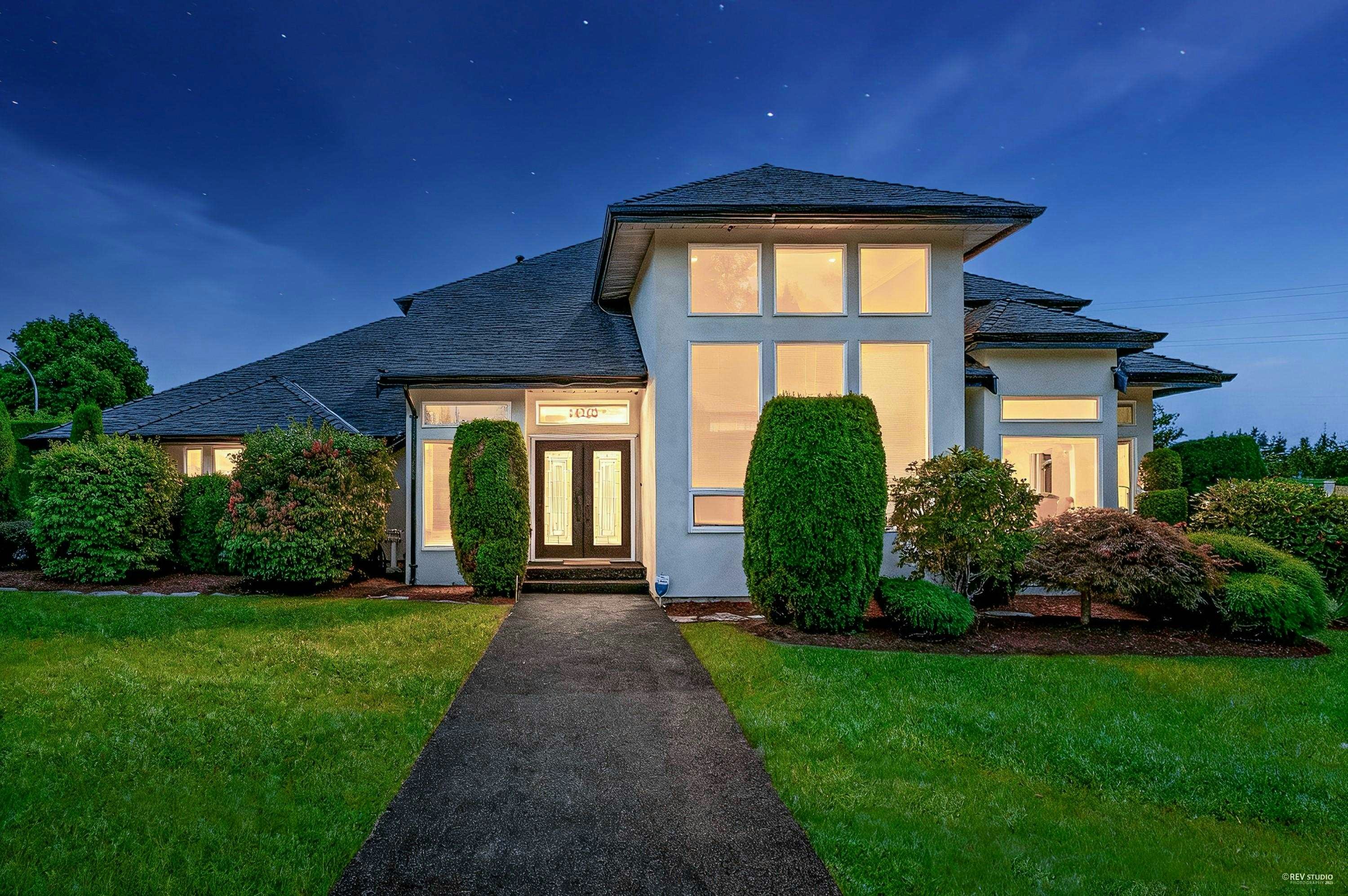 14260 82a Avenue, Surrey, BC, V3W 0V6