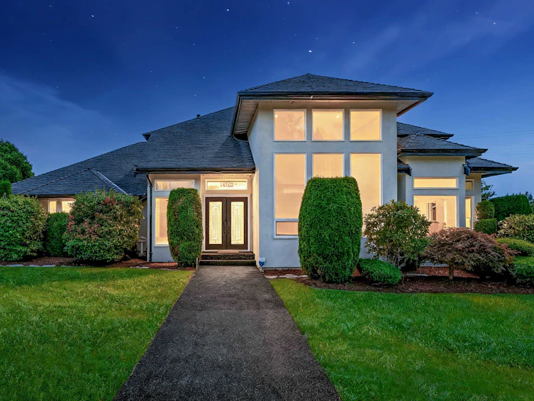 14260 82a Avenue, Surrey, BC, V3W 0V6