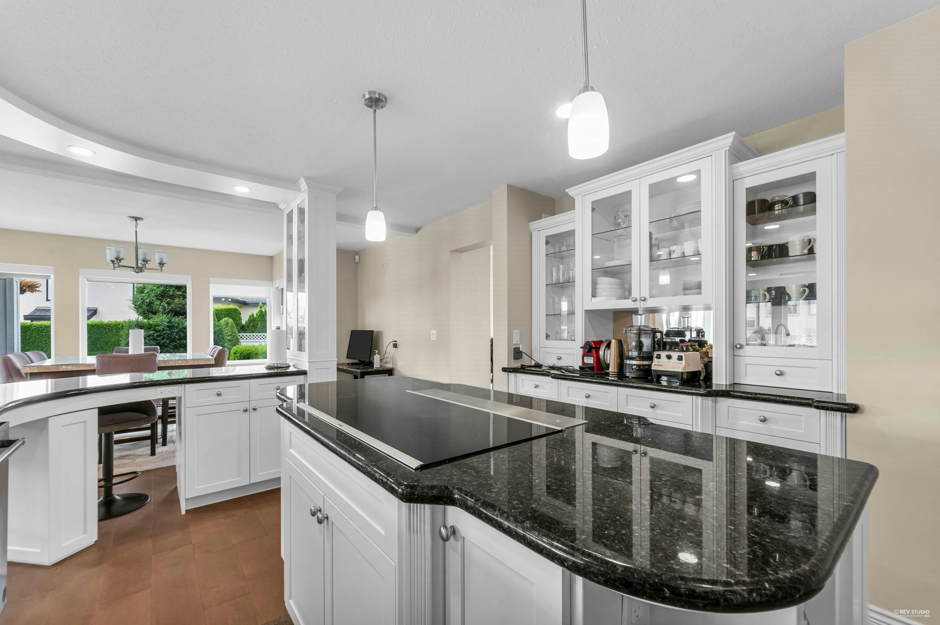 14260 82a Avenue, Surrey, BC, V3W 0V6 - 14