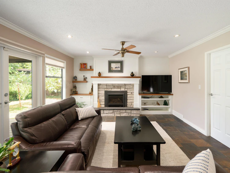 11769 Summit Crescent, Delta, BC, V4E 2Z3 - 12