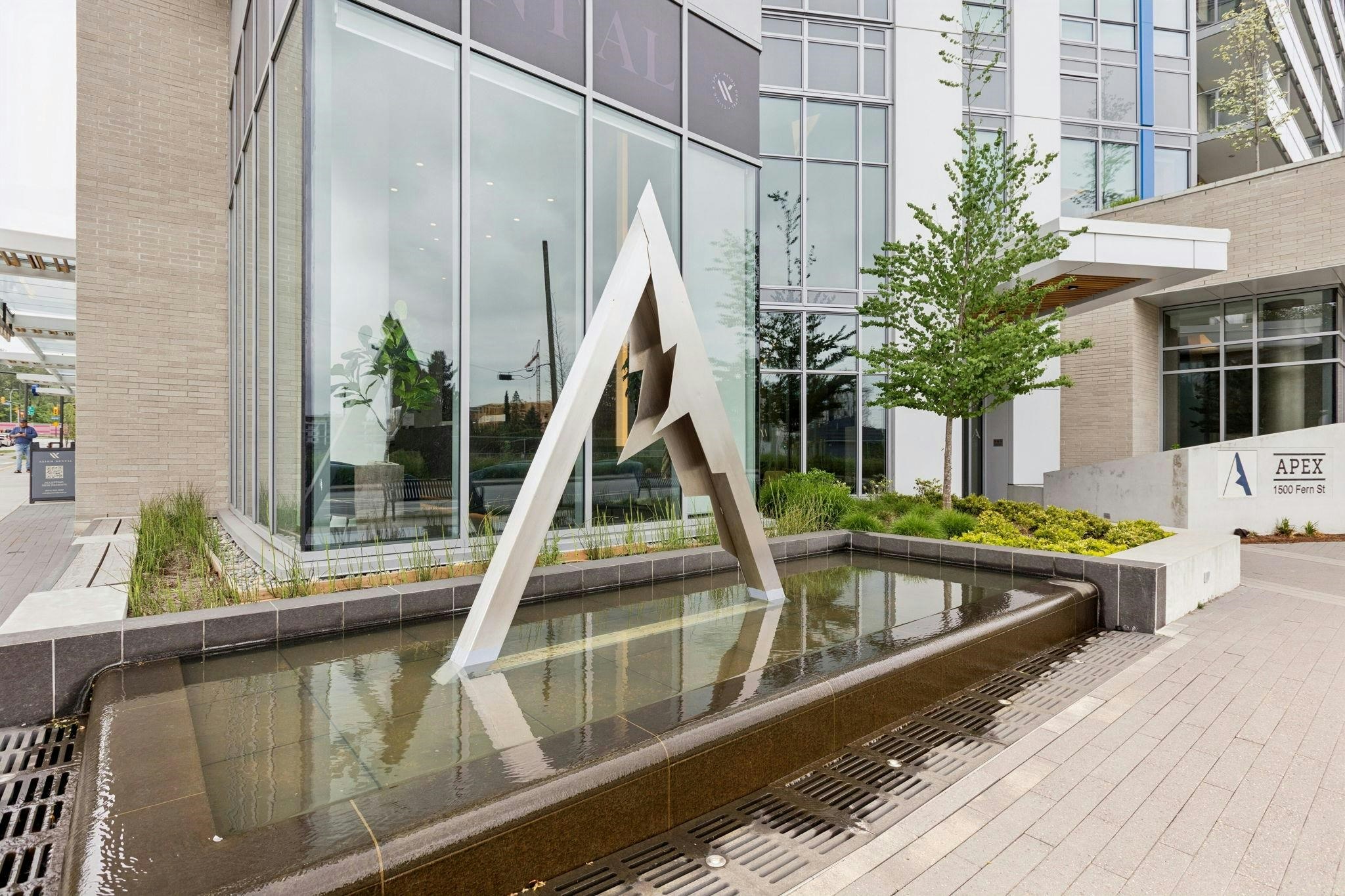305-1500 Fern Street, North Vancouver, BC, V7J 0E6 - 34