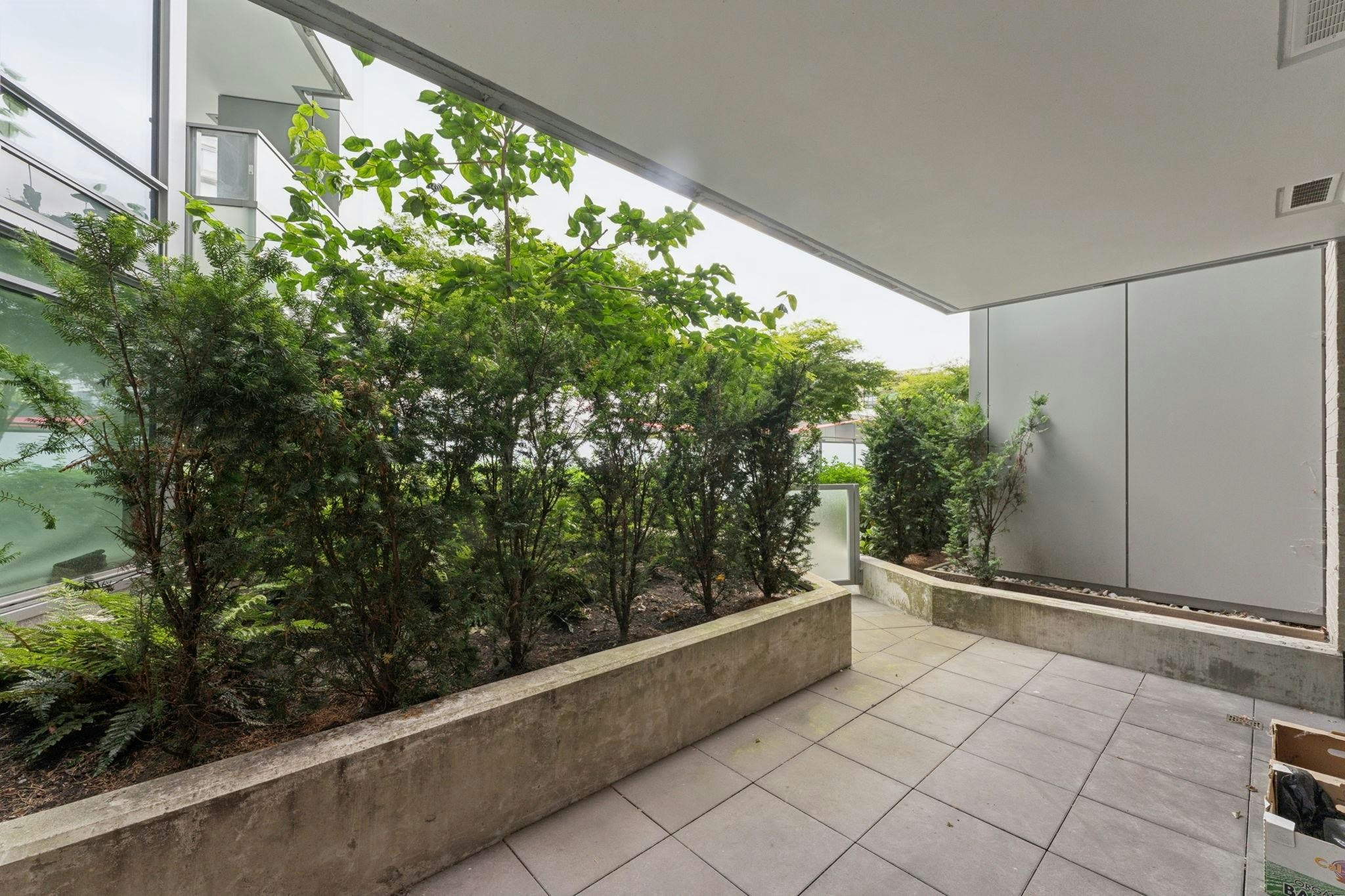 305-1500 Fern Street, North Vancouver, BC, V7J 0E6 - 11