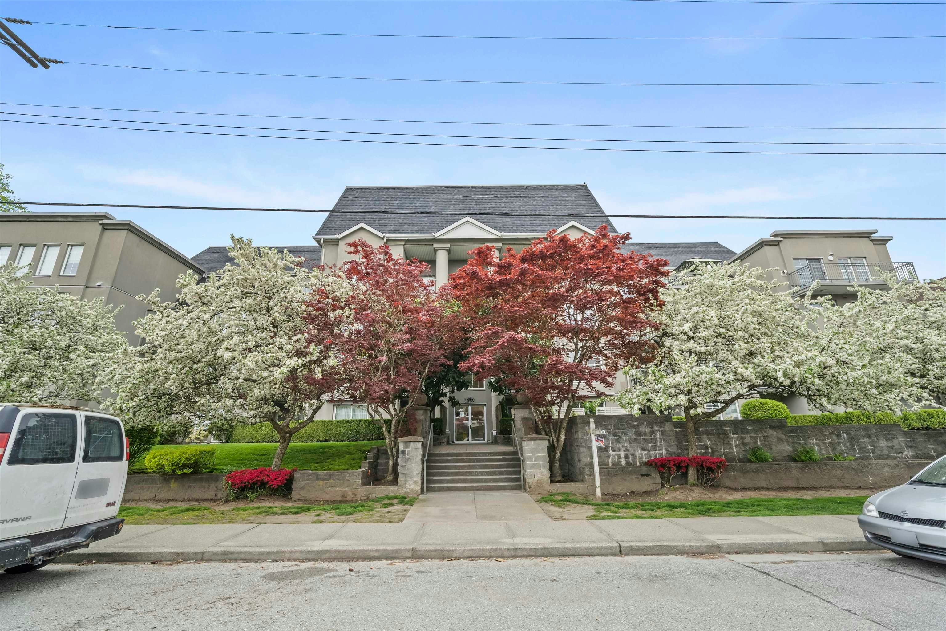 301-1669 Grant Avenue, Port Coquitlam, BC, V3B 7W9