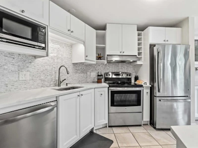 408-2551 Parkview Lane - 5