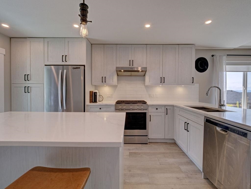 6078 Kingbird Avenue, Sechelt, BC, V7Z 0S4 - 16