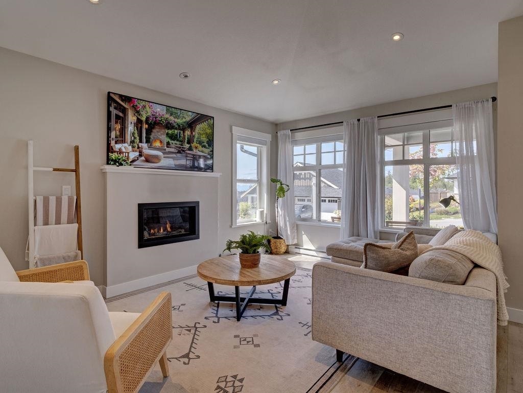 6078 Kingbird Avenue, Sechelt, BC, V7Z 0S4 - 11