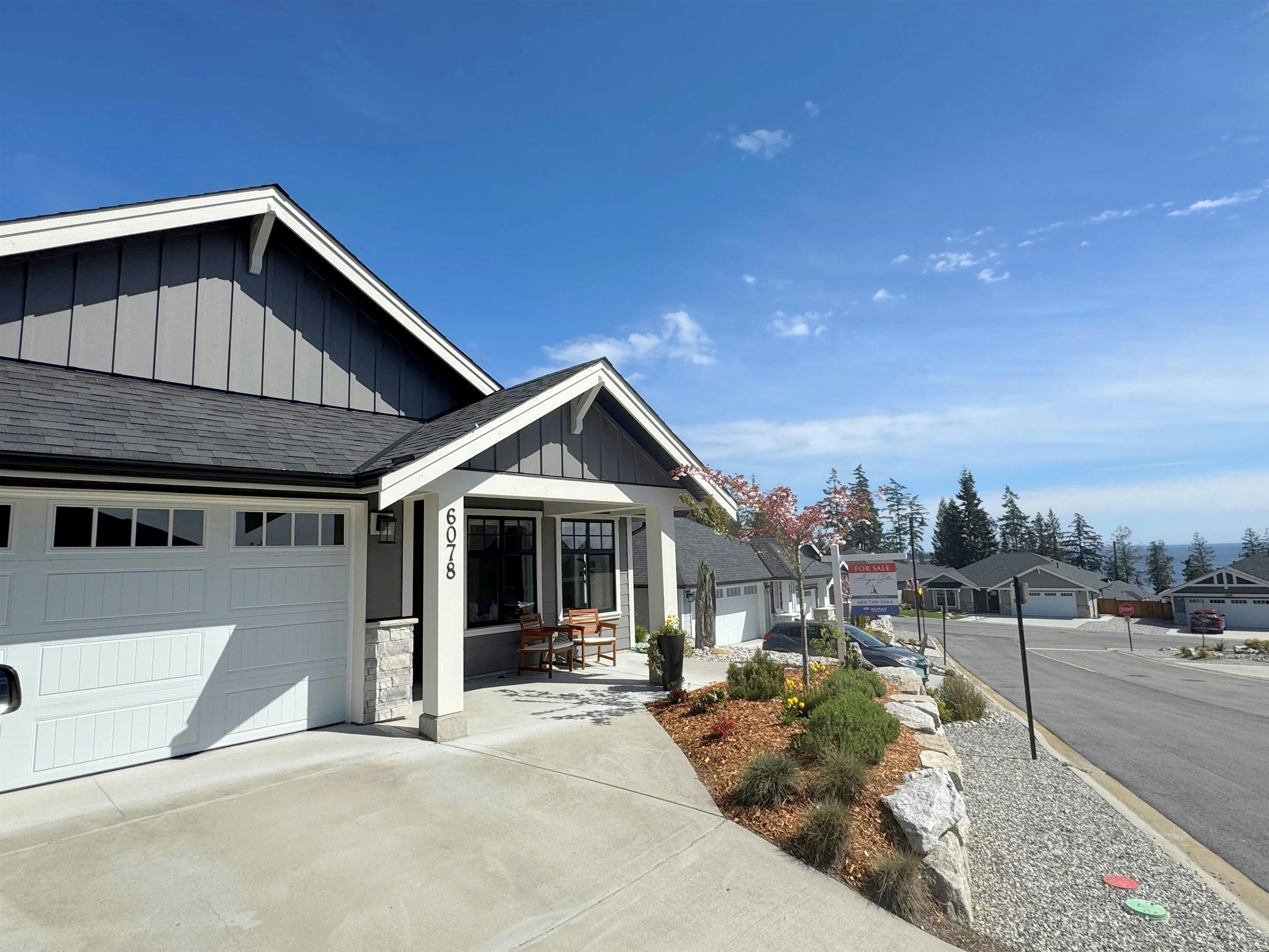 6078 Kingbird Avenue, Sechelt, BC, V7Z 0S4 - 4
