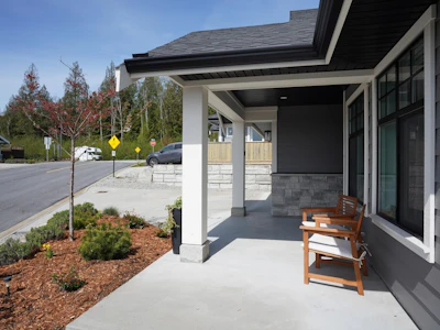 6078 Kingbird Avenue - 5