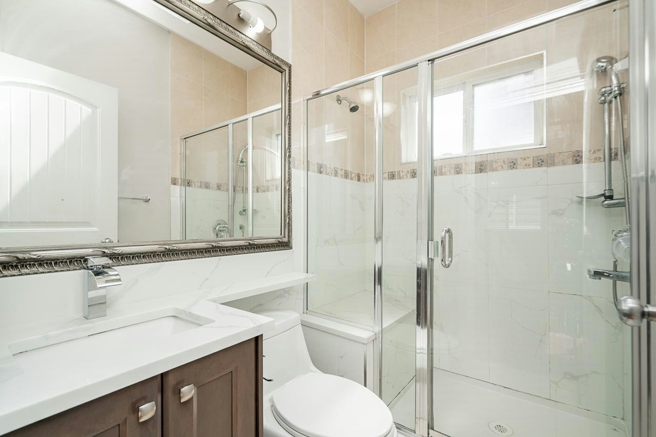 7202 Ross Street, Vancouver, BC, V5X 4B6 - 9