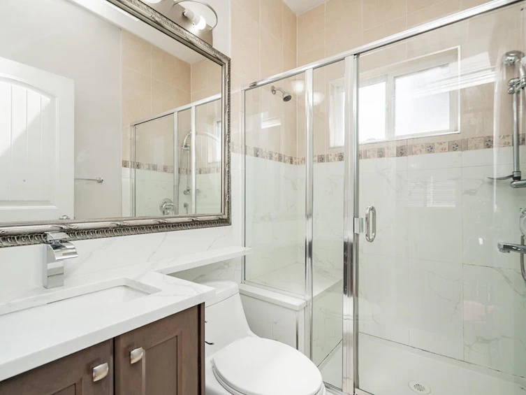 7202 Ross Street, Vancouver, BC, V5X 4B6 - 9
