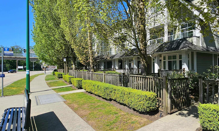 47-6965 Hastings Street